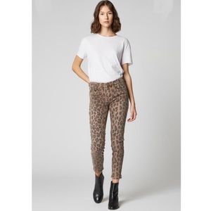 Blank NYC Skinny Crop Leopard Jeans Size 25